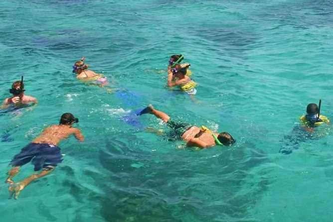Exclusive Isla Mujeres Tour in Catamaran! Sailing from Cancun - Snorkeling at El Meco Reef: Short Session, Real Underwater Reward