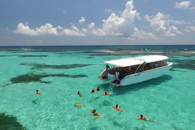 Excursion Isla Contoy & Isla Mujeres from Cancun - Isla Contoy: what makes it different from other island stops