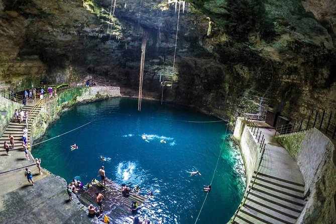 EXPERIENCE CHICHÉN ITZÁ at NIGHT, CENOTE, BUFFET & VALLADOLID - Chichén Itzá Noche de Kukulkan: why the lights matter