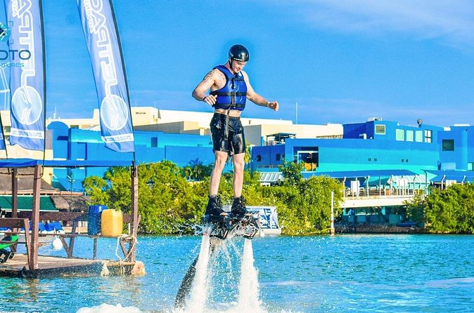 Extreme Flyboard activity in Cancun. Live the adrenaline with us! - Saltwater Reality, Leg Strength, and Staying Calm When You Fall