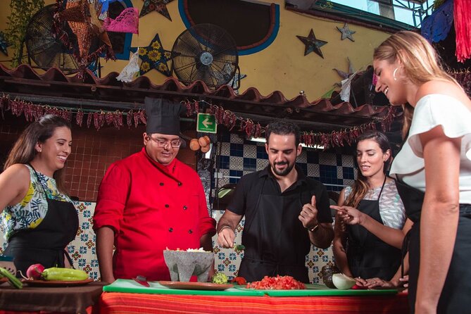 Flavors of Mexico: Cancun Cooking Class & Market Visit - Lunch at a Long-Running Cancun Restaurant