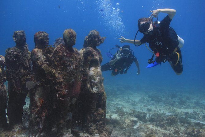 For certified Divers Experience the Under Water Museum and the Manchones Reef - Under Water Museum stop: art with bubbles and guided ecosystem spotting