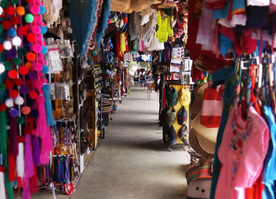 From Cancun:Beachside Tacos & Town Tour With Tequila Tasting - Your Hour in the Main Plaza, and What to Do With It