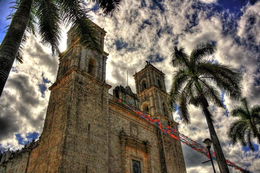 From Cancun: Chichén Itzá, cenote, Valladolid, and Tequila - Chichén Itzá and the Pyramid of Kukulcán, what to watch for