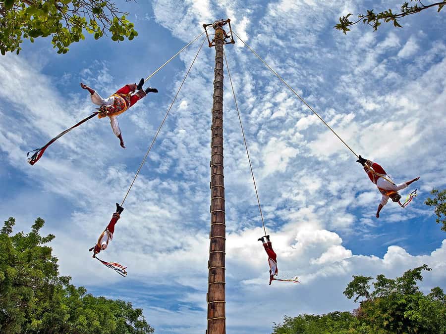 From Cancun: Full Combo to Xcaret Park! - PLUS vs regular: lunch, lockers, and what upgrades are actually for