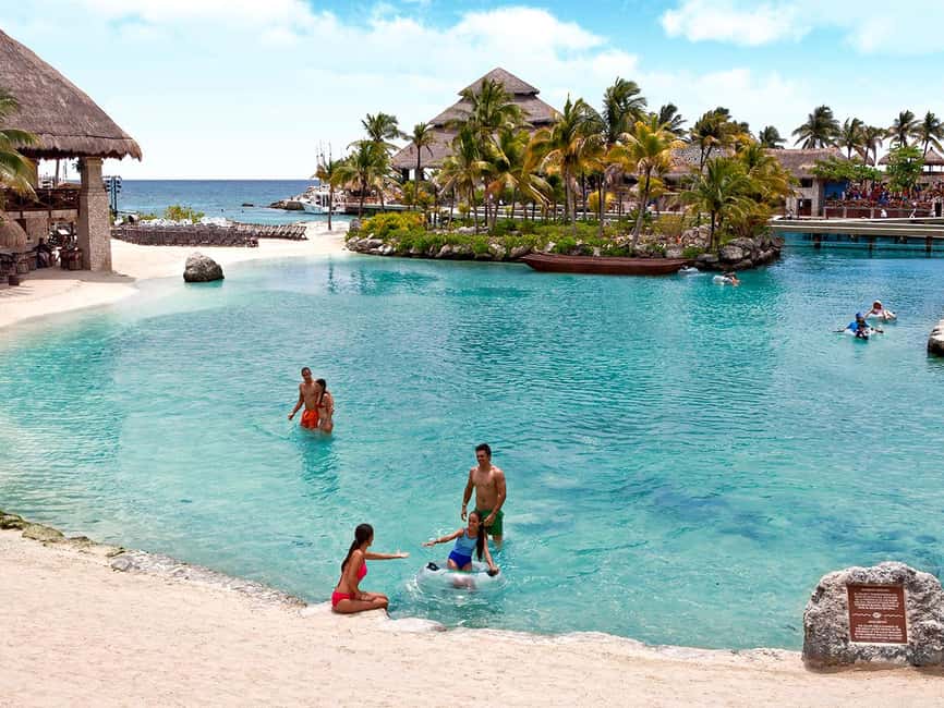 From Riviera Maya: Xcaret Park Plus, the complete experience - Getting to Xcaret: buses, routes, and how not to miss your pickup
