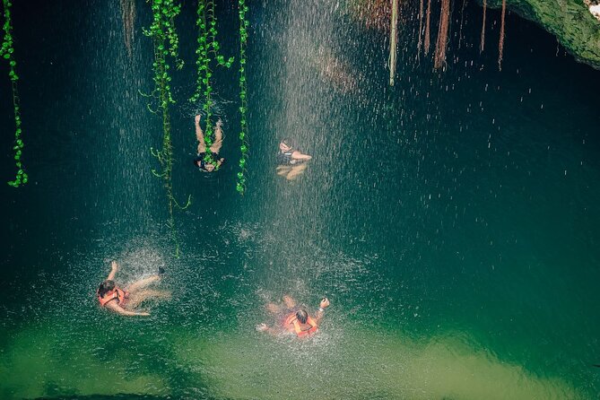 Full Day Tour Chichen Itza Cenote xcajum and Valladolid - Valladolid in 15 minutes: how to make a quick colonial stop count
