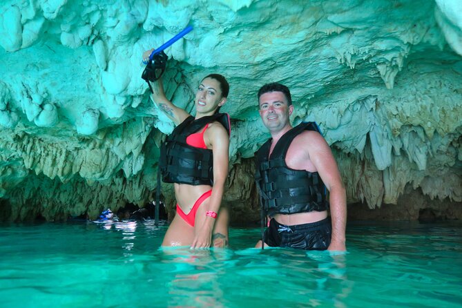 Full-Day Tour of Tulum Ruins and Cenotes with Lunch - Tulum Ruins: 90 Minutes of Free Time Plus a Briefing