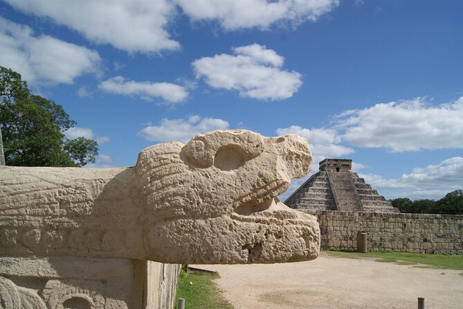 Full-Day Tour to Chichen Itza and Sacred Cenote from Cancún - Chichén Itzá: Temple of Kukulcán, Warriors, and How the Guide Helps
