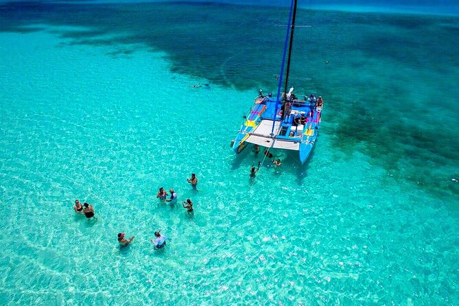 Full day tour to El Cielo in Cozumel Snorkeling and Lunch - The Cozumel beach club time: lunch, drinks, and a chance to breathe