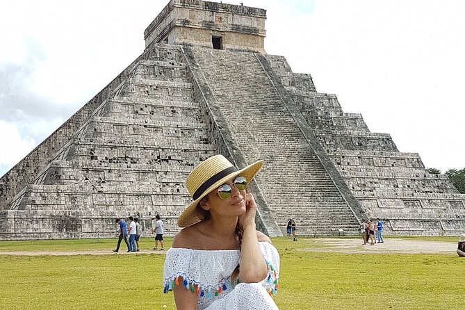 Full Day Tour to Visit Chichen Itza Saamal Cenote and Valladolid - Valladolid in 30 minutes: photos, not a deep dive