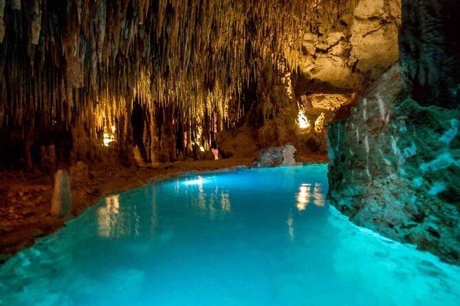 Full Day Tour to Xplor with everything included - Snacks, smoothies, and buffet: refueling without turning it into a chore