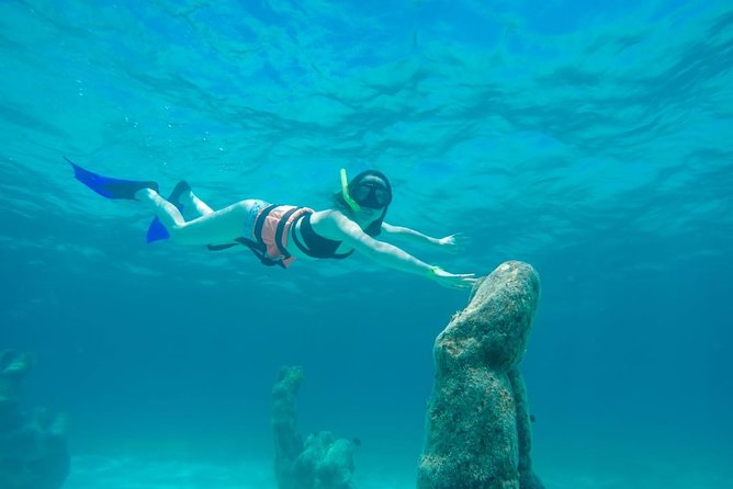 Half Day Sailing Private Catamaran to Isla Mujeres - Boat comfort, crew style, and the safety focus you want