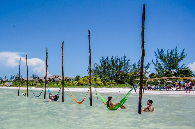 Holbox plus Island Magic by boat Tour from Cancun - Punta Mosquito reflections: how to get the photos the stop is famous for