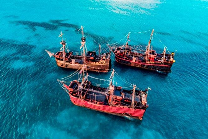 Hook boat in Cancun - Onboard energy: crew welcomes, contests, dances, and pirate storytelling