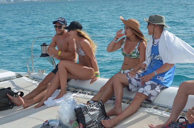 Isla Mujeres Basic Trip with Snorkel and Open Bar - Snorkeling Gear Included: How to Use It Without Making It Stressful