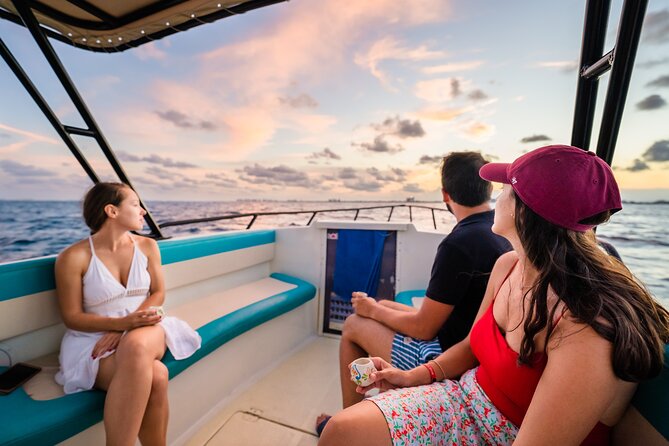 Isla Mujeres, Cancún Private Sunset Trip - Private sunset sailing on Isla Mujeres: what you are really buying