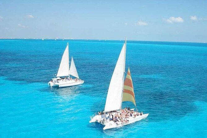 Isla Mujeres Catamaran Luxury Sailing Experience from Puerto Morelos - The catamaran vibe: luxury sailing with a reality check on space
