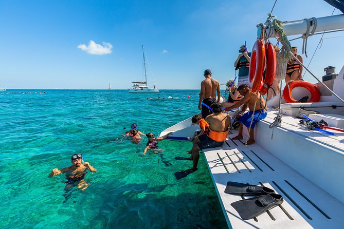 Isla Mujeres Catamaran, Open Bar & Optional Buffet and pick up - Returning to Cancun: staying on schedule and why it matters