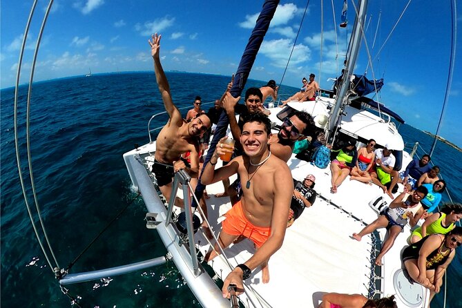Isla Mujeres Catamaran + Snorkel + Open Bar on board + Buffet - How the Cancun to Isla Mujeres catamaran day actually plays out
