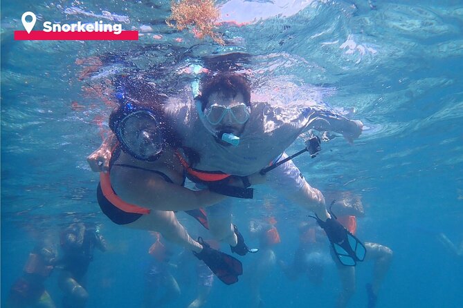 Isla Mujeres Catamaran + Snorkel + Open Bar on board + Buffet - Isla Mujeres free time and the beach club buffet with vegan options