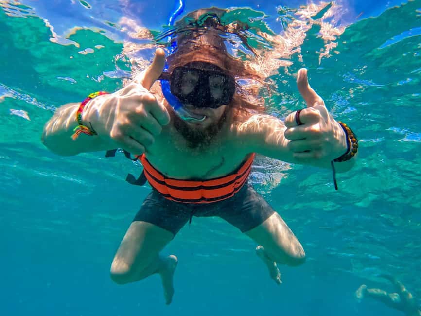 Isla Mujeres Catamaran Tour with Snorkeling & Open bar - Who this tour is best for