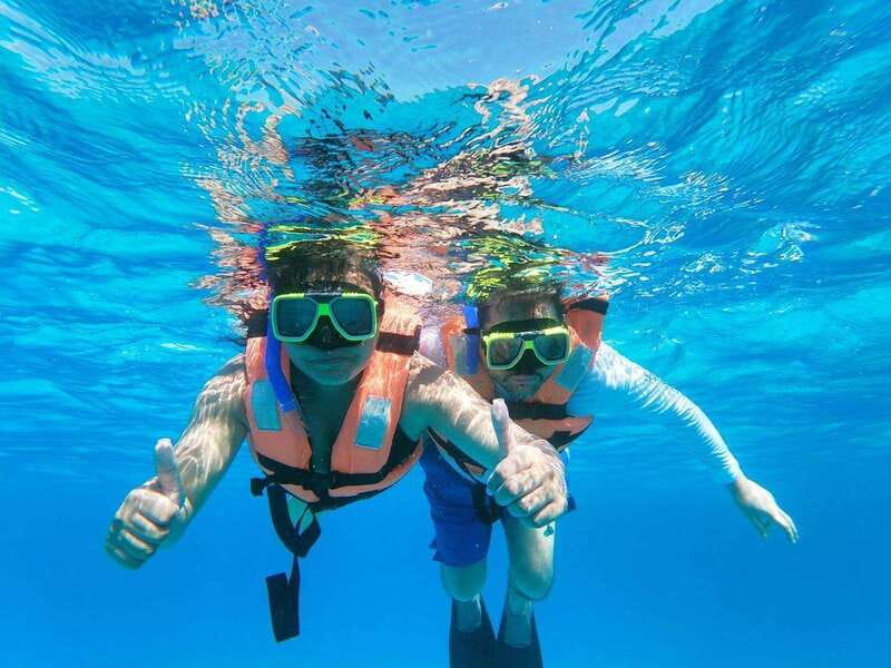 Isla Mujeres: Catamaran with Open Bar, Snorkeling and Lunch - Marina Las Perlas, check-in reality, and pickup timing