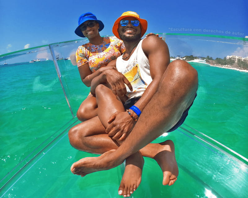 Isla Mujeres: Clear Boat Ride - How to Get the Best Views Through the Clear-Bottom Window