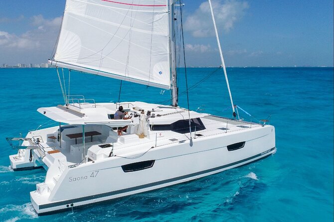 Isla Mujeres Cruise with Beach Club, Snorkel, Lunch and Open Bar - Isla Mujeres time in the historic center: shopping, walking, and breathing room