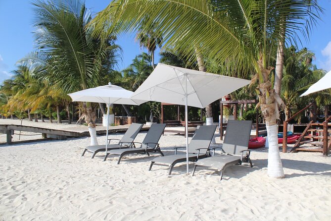 Isla Mujeres Day Tour with Catamaran, Snorkeling & Beach Club - Crew, Guides, and the Names People Actually Mention