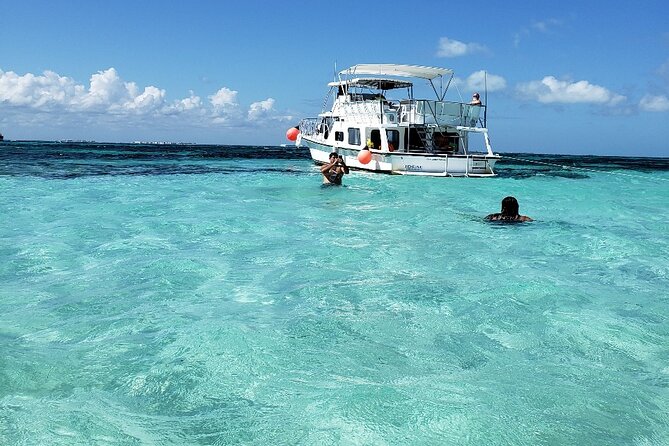 Isla Mujeres Full Day Tour on Yacht with Snorkel and Buffet - Getting There: Marina el Rey Start at 10:30 am