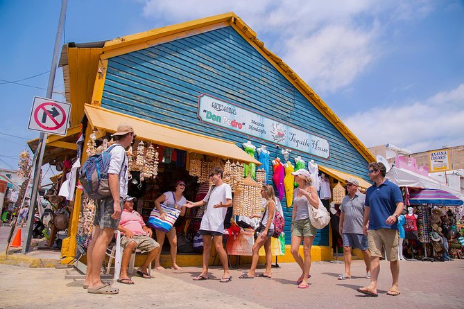 Isla Mujeres Luxury Sailing: Adults Only or Family Friendly - Isla Mujeres free time: explore at your own pace
