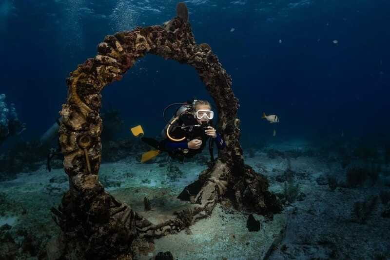 Isla Mujeres: MUSA and the Manchones Reef: 2 Tank Dive Tour - The 4.5-hour rhythm: speedboat out, two one-hour sessions, snack break