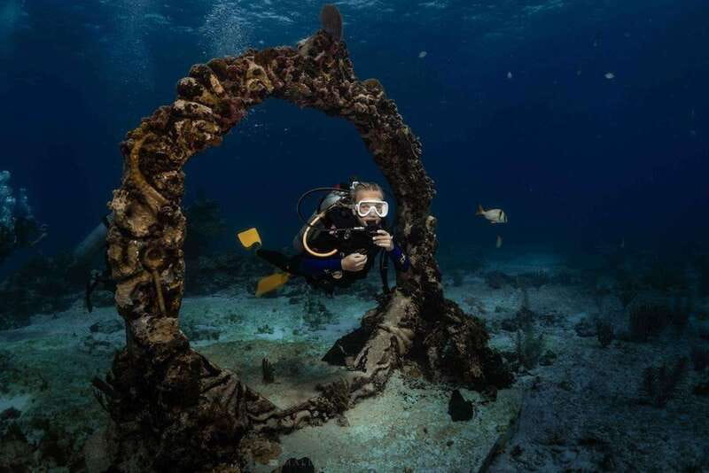 Isla Mujeres: MUSA and the Manchones Reef: 2 Tank Dive Tour - MUSA Underwater Museum: Jason deCaires Taylor’s art meets the reef at 9m