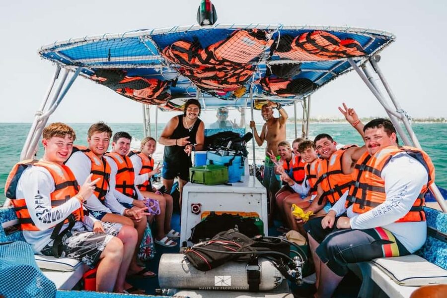 Isla Mujeres - MUSA and the Manchones Reef - Snorkel - Isla Mujeres, MUSA, and Manchones Reef: What this tour is really about