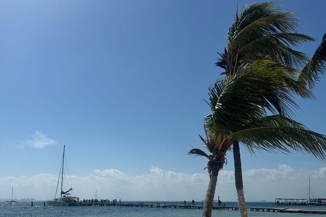 Isla Mujeres Plus Tour with Snorkeling Buffet and Open Bar - From Marina Albatros to a 10:00 departure plan