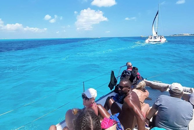 Isla Mujeres Premium Catamaran Tour with transportation from Playa del Carmen - Timing and delays: when the day can stretch past your plan