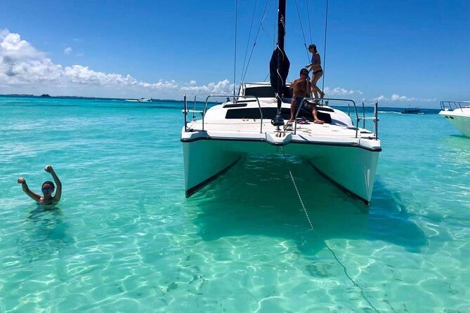 Isla Mujeres Private Catamaran, Cruising, Snorkeling having Fun!! - Captain and First Mate: Why the Crew Makes the Difference