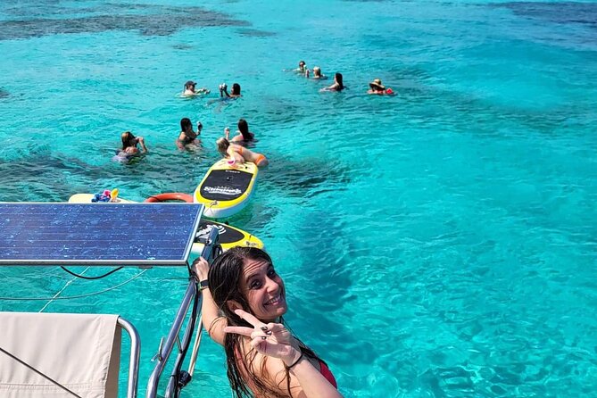 Isla Mujeres Private Catamaran, Cruising, Snorkeling having Fun!! - El Meco Reef Park Snorkeling: The Underwater Main Event