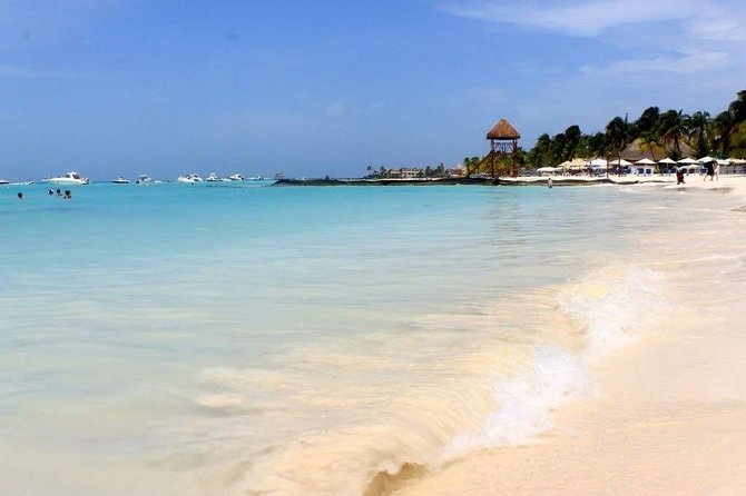 Isla Mujeres Sailing catamaran tour - Snorkeling stop: guides, equipment, and what to expect