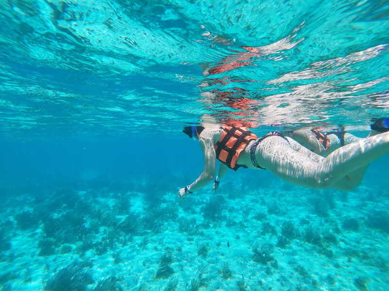 Isla Mujeres: Snorkeling Adventure at the Underwater Museum - Lunch and Caribbean breaks: what you actually eat