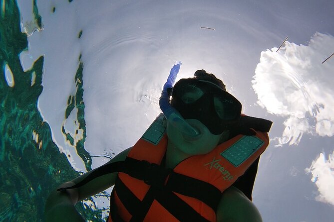Isla Mujeres: Snorkeling Adventure at the Underwater Museum - Meeting outside Señor Frogs, then out to sea