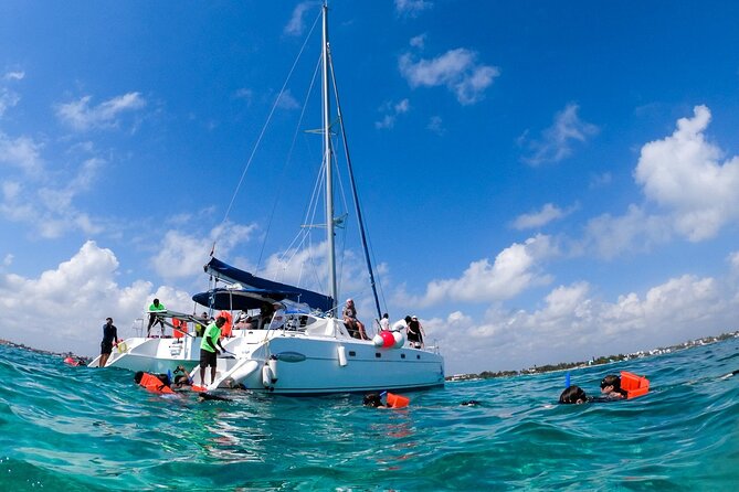Isla Mujeres Tour on Catamaran with Snorkel, Open Bar, Buffet & Beach club - The not-so-fun surprises: departure time confusion and how to protect yourself