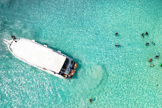 Island Adventure - Snorkeling on Isla Mujeres: gear included, time managed