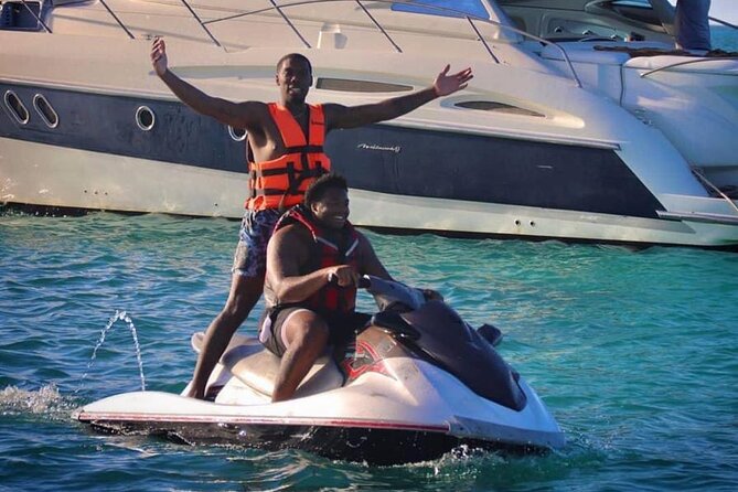 Jet Ski Rental in Cancun for 2 People - Dock Fee Reality Check: The $14 USD Per Person Rule