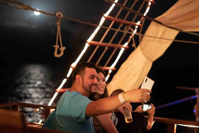 Jolly Roger Pirate Show and Dinner in Cancun - Practical Tips So Your Night Runs Smoothly