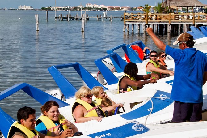 Jungle Tour In Cancun, drive a speedboat through the lagoon with your companion - Cruising back and the secured crocodile area