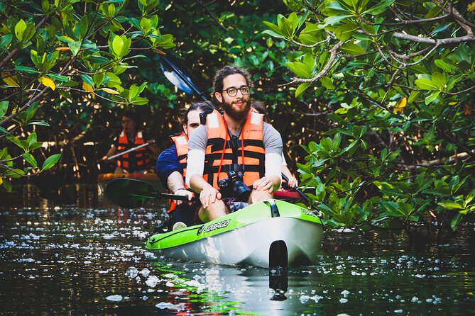 Kayak Adventure in Cancun - Why kayaking Laguna Nichupté feels like the Cancun you came for
