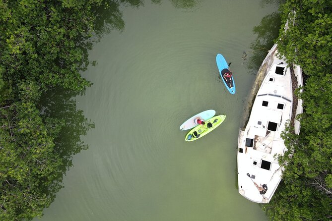 Kayaking Tour in Cancun - How the small group changes the whole experience