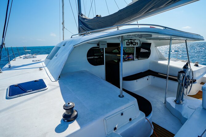Laura Catamaran Private Tour to Isla Mujeres - Key highlights at a glance